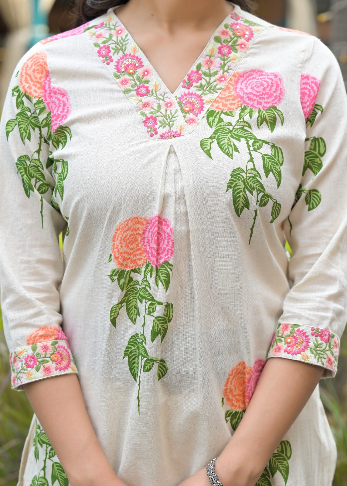 Rosy Bliss Off-White Cotton Kurta Set