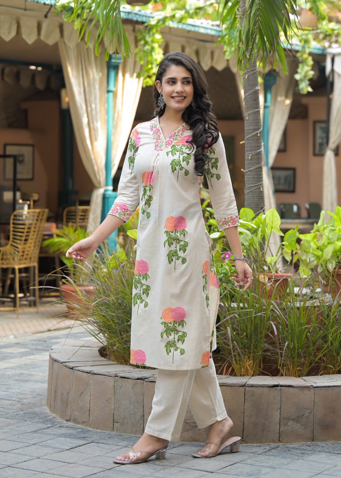 Rosy Bliss Off-White Cotton Kurta Set