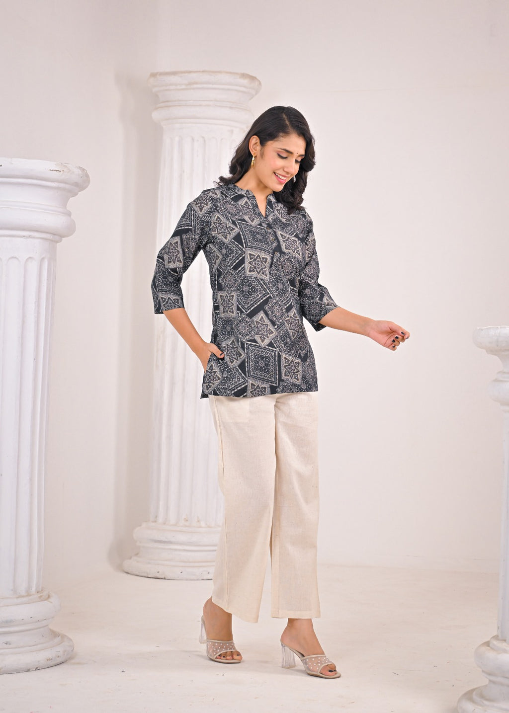 Black & Grey Geometric Short Kurti