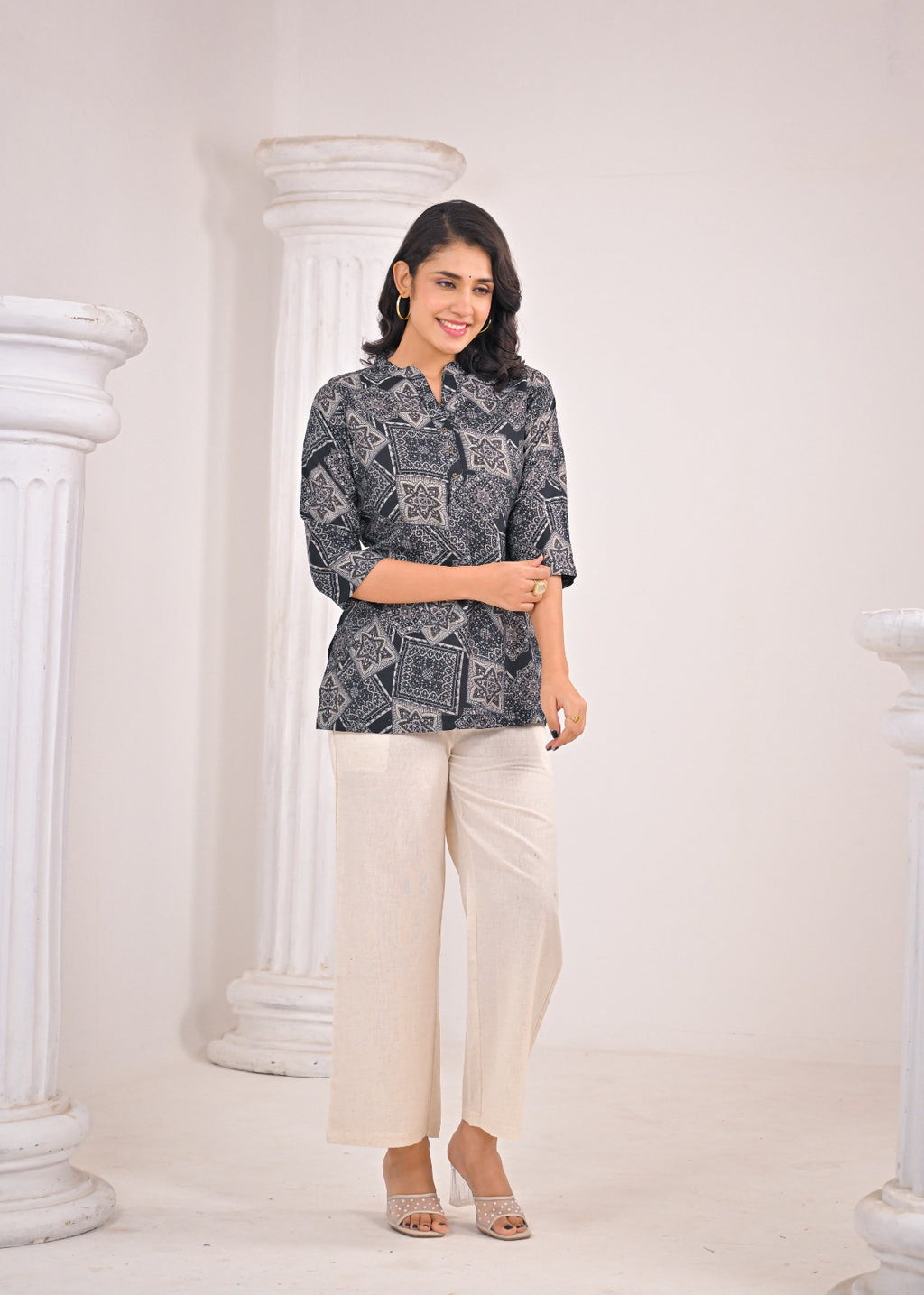 Black & Grey Geometric Short Kurti