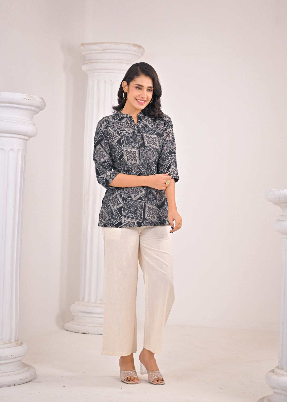 Black & Grey Geometric Short Kurti